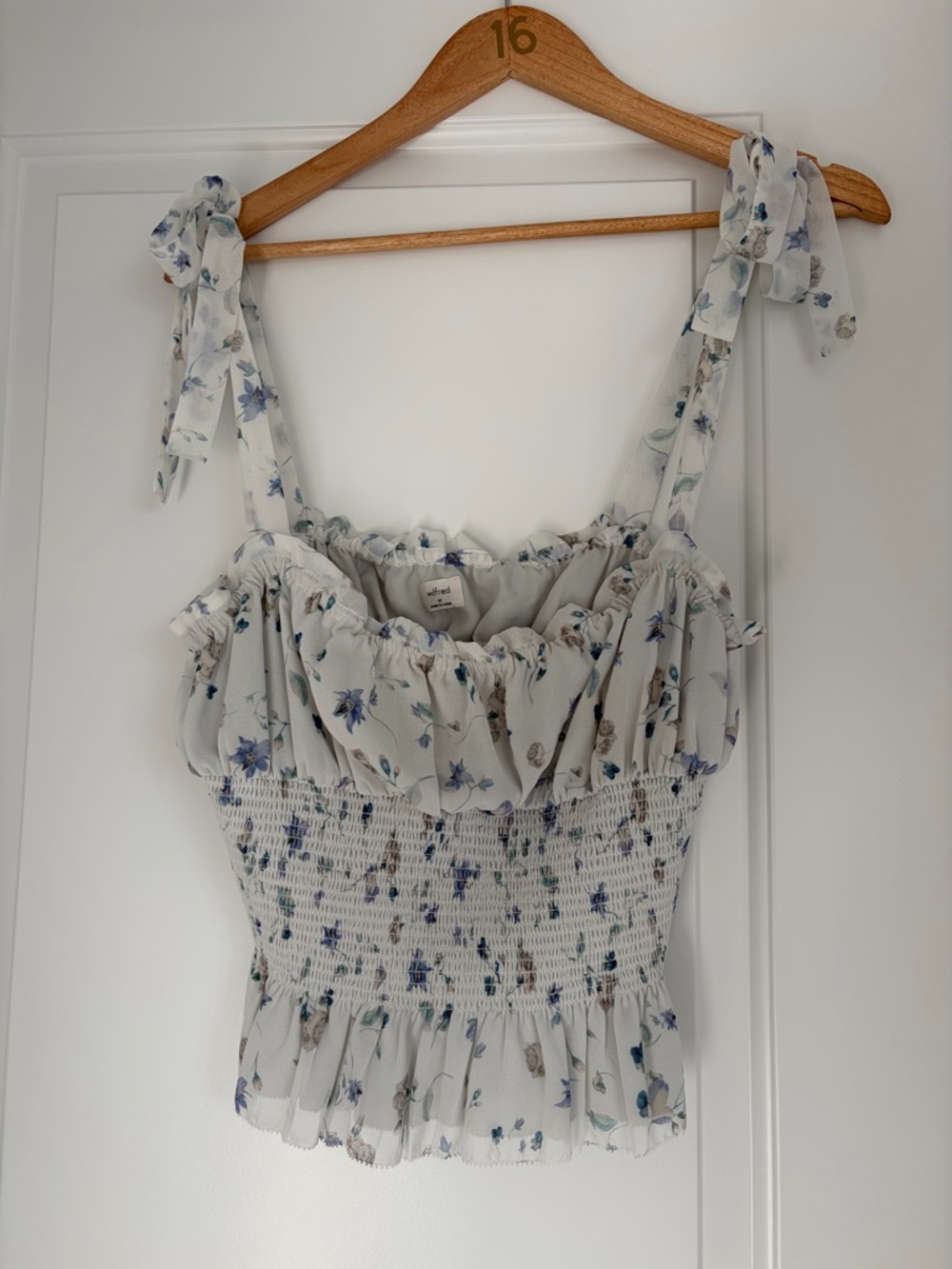 Wilfred Aritzia Ballad Camisole Floral Tie-Strap Smocked